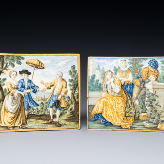 Deux plaques en majolique italienne polychrome, Castelli, 18ème