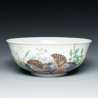 Bol en porcelaine de Chine famille rose à décor de cailles, marque de Yongzheng, 20ème