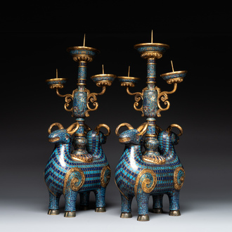 A pair of extremely rare Chinese ram-shaped cloisonné candelabra, 18/19th C.