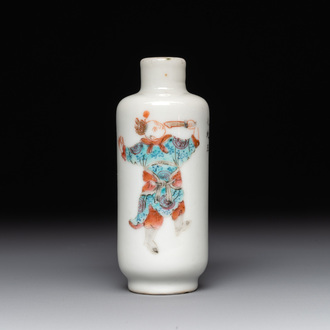 A Chinese famille rose 'Wu Shuang Pu' snuff bottle, 19th C.