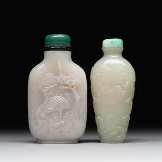 Two Chinese jade snuff bottles, 18/19th C.