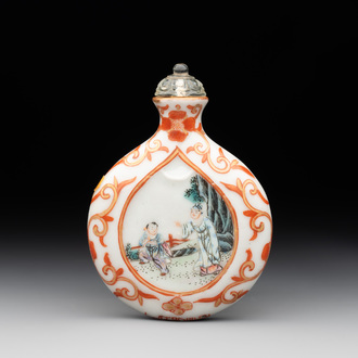 A fine Chinese famille rose snuff bottle with rock crystal stopper, Qianlong mark and of the period