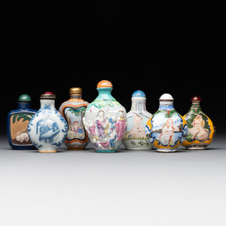 Seven various Chinese snuff bottles, Qianlong mark, 19/20th C.