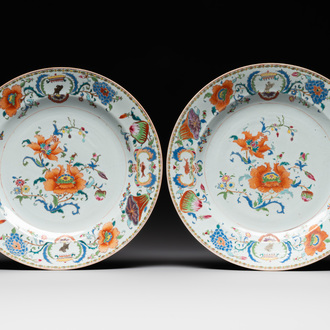 A pair of large Chinese famille rose 'Madame de Pompadour' dishes, Qianlong, ca. 1745