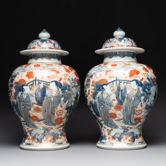 A pair of fine Chinese Imari-style vases and covers with narrative design, Kangxi