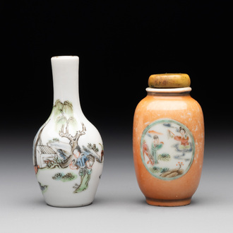 A Chinese famille rose miniature vase and a snuff bottle, Daoguang mark and of the period, 19th C.