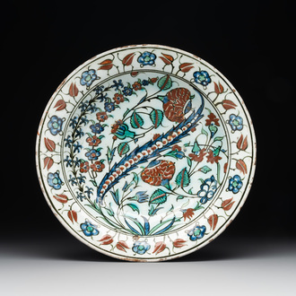 A polychrome Iznik 'saz leaf' dish, Turkey, 17th C.