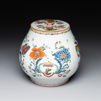 A Chinese famille rose 'Madame de Pompadour' pot-pourri jar and cover, Qianlong, ca. 1745