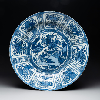 A large Chinese blue and white kraak porcelain dish with pheasants, Wanli