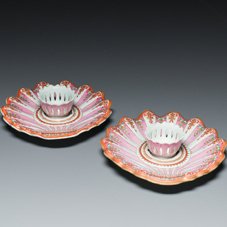A pair of fine Chinese famille rose trembleuses or 'mancerina' for the Spanish or Mexican market, Qianlong