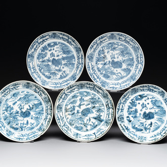 Five Chinese Swatow blue and white 'rooster' plates, Ming