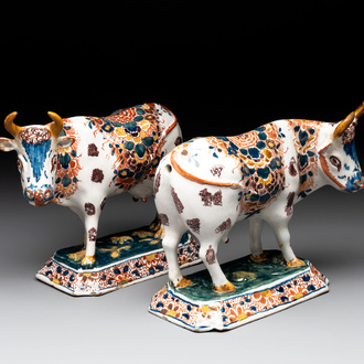 A pair of polychrome Dutch Delft cows, 18th C.