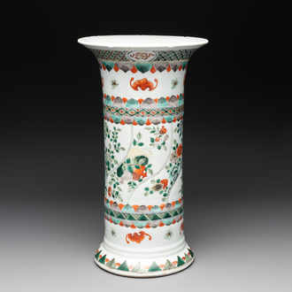 A Chinese famille verte 'gu' vase with floral design, 19th C.