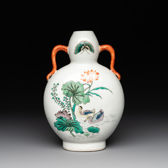 A Chinese famille verte 'lotus pond with ducks and peonies' moonflask vase, 'bianhu', Qianlong mark, 19th C.