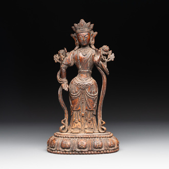 A fine Chinese agarwood Avalokiteshvara Padmapani, 18/19th C.