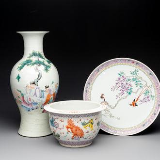 A Chinese famille rose vase, a jardinière and a dish, Qianlong and Guangxu marks, 20th C.