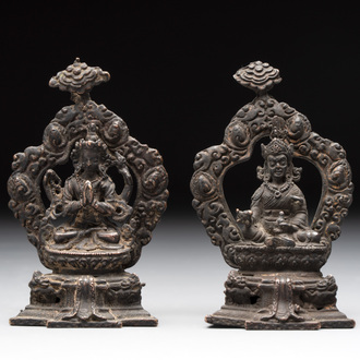 Two small Sino-Tibetan bronze Buddhas, 19/20th C.