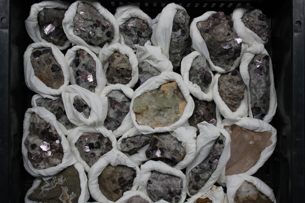 A box lot of various minerals and semi-precious stones