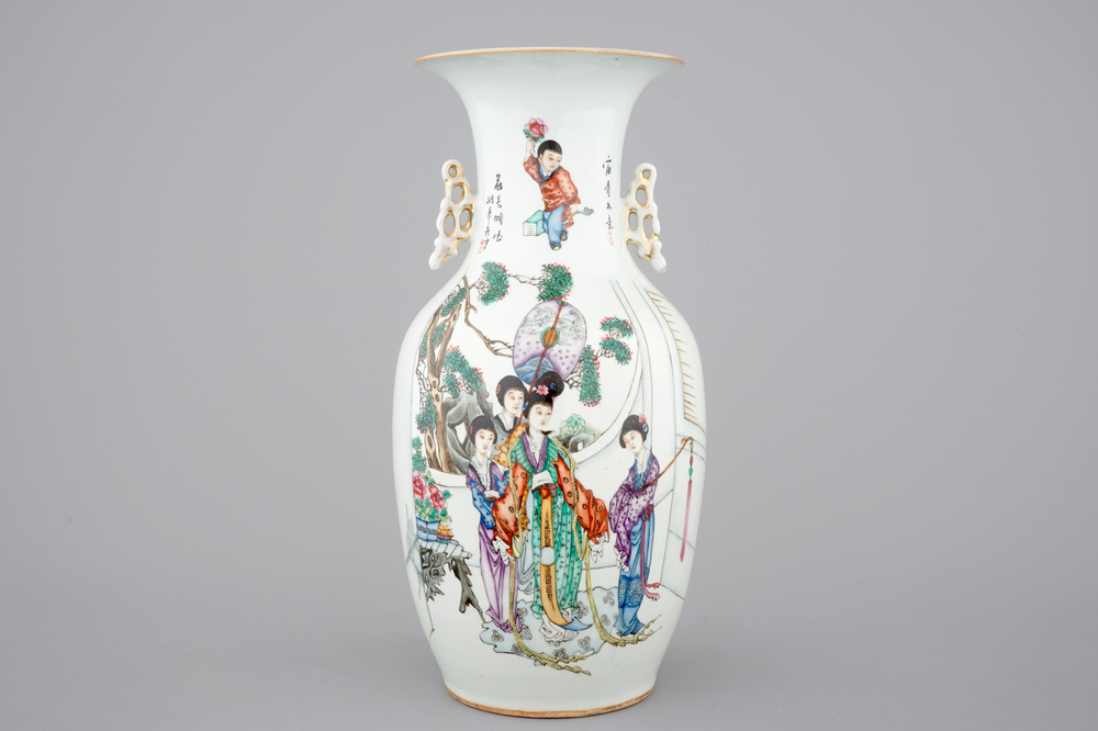 A Chinese famille rose vase with beauties in a garden, 19/20th C.