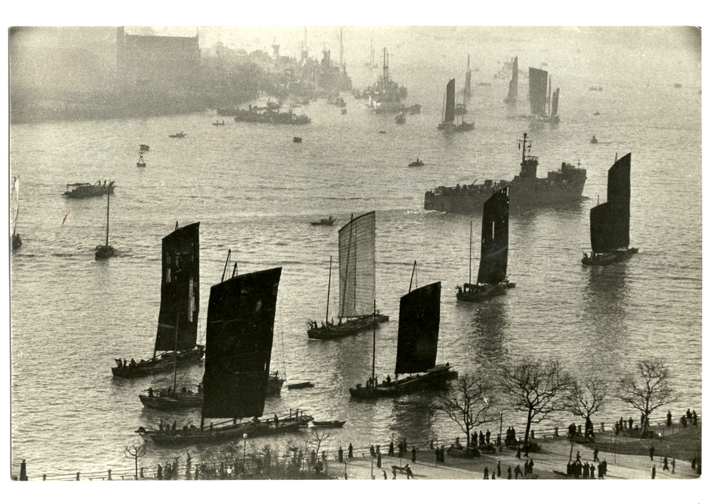 Henri-Cartier Bresson (1908-2004), Amerikaans oorlogsschip in de Huang Pu rivier, zwart-wit foto, ca. 1949