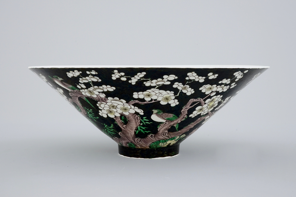 An unusual conical Chinese famille noire bowl, 19th C.