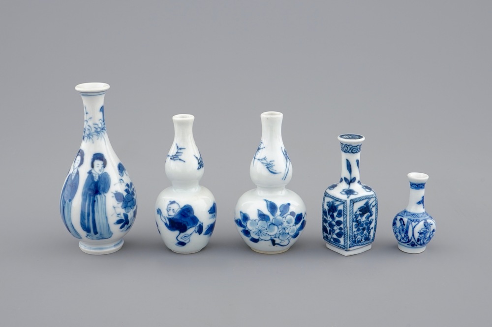 A set of five Chinese blue and white miniature vases, Kangxi