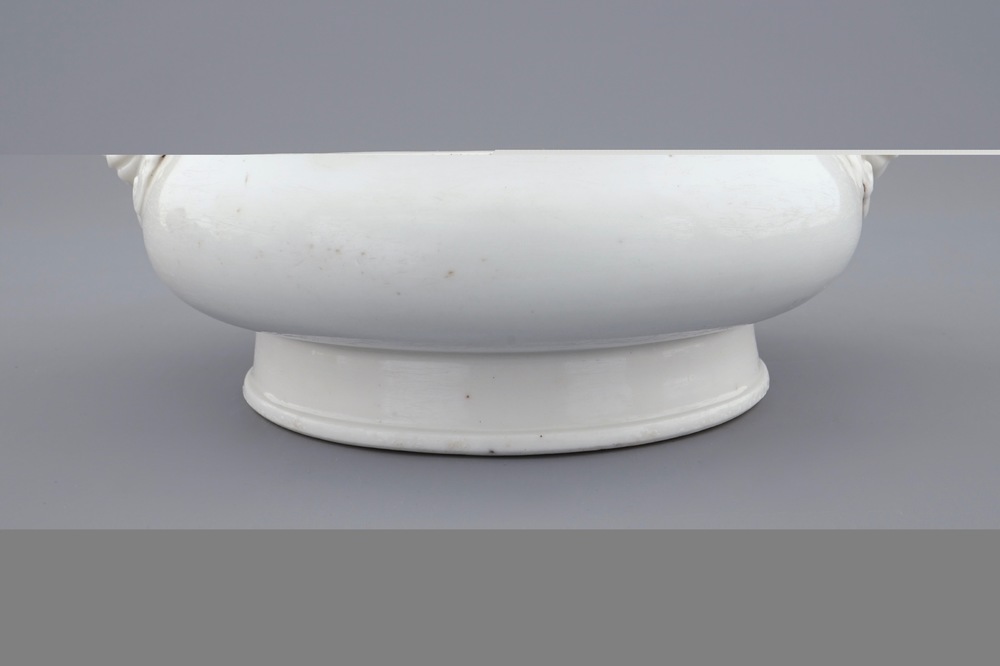 A round Chinese blanc de Chine incense burner, Kangxi