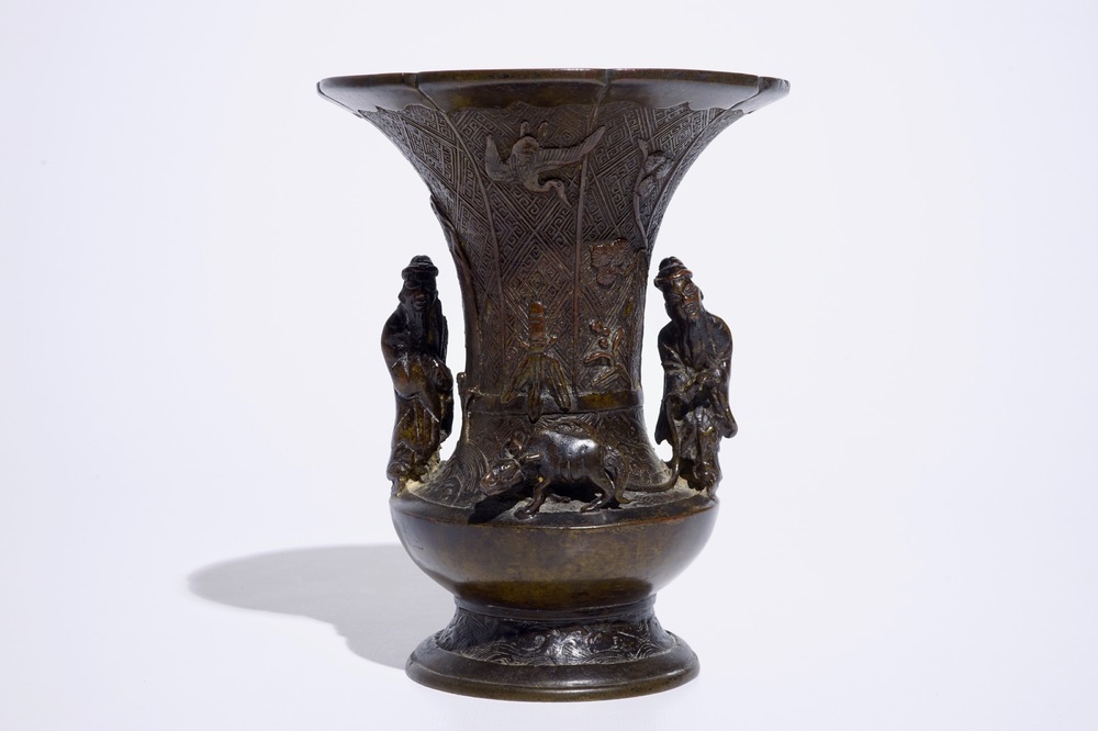 A Chinese bronze vase with applied figures, 19th C.