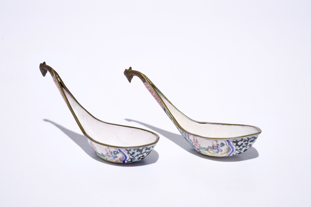 A pair of Chinese Canton enamel spoons with phoenix-head handles, Qianlong