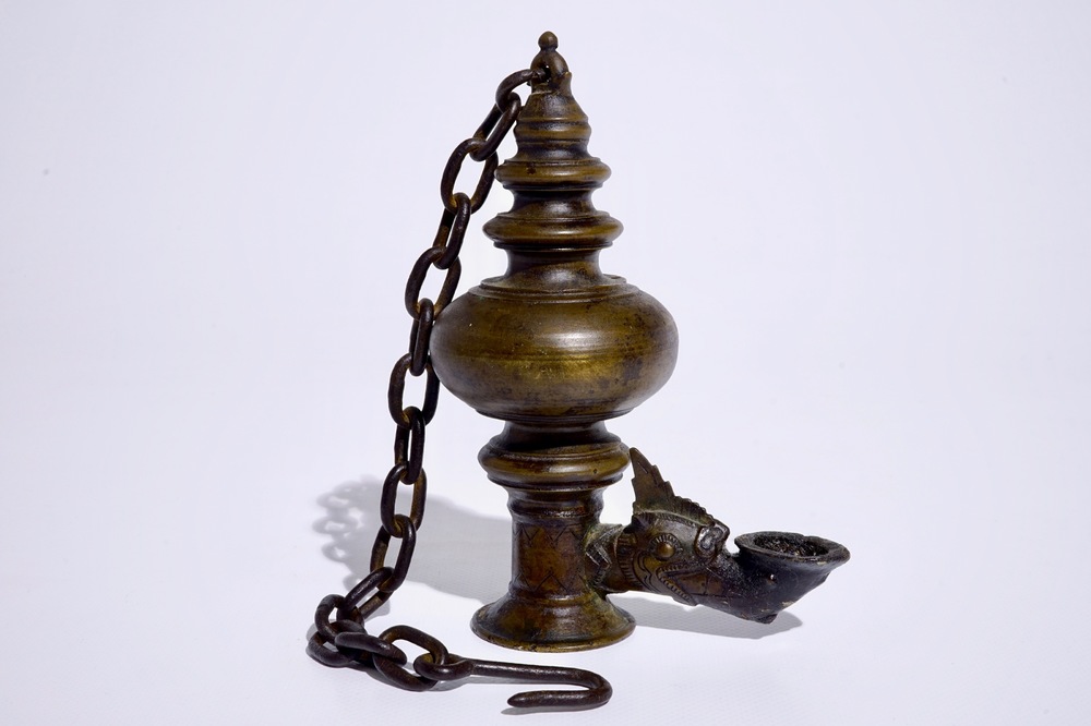 A bronze oil lamp, Tibet, 19/20th C.