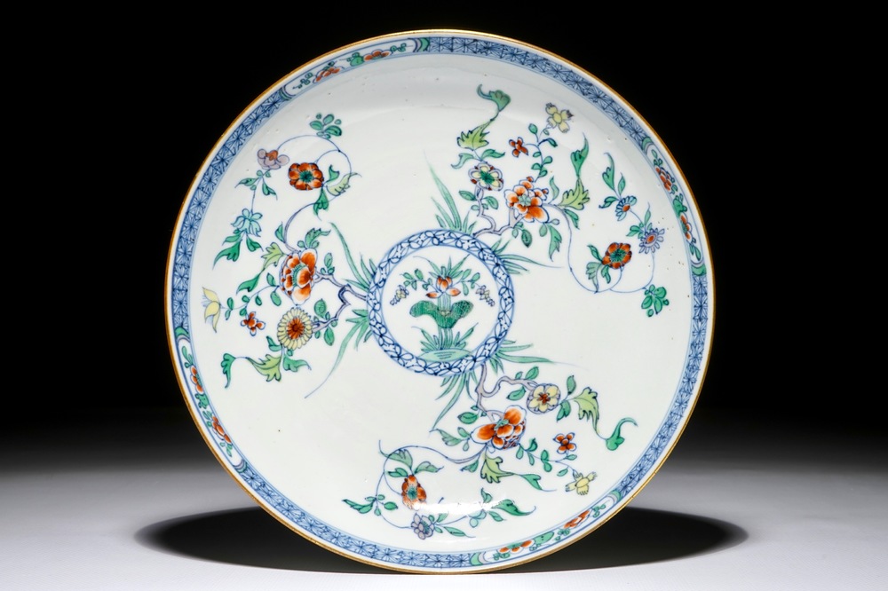 A Chinese doucai plate with floral design, Kangxi