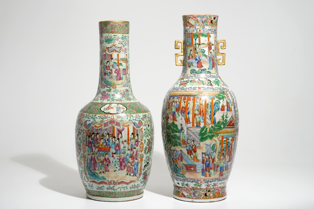 Deux grands vases en porcelaine de Chine famille rose de Canton, 19&egrave;me