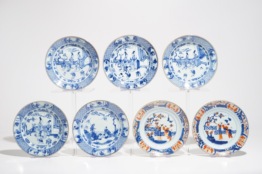 Seven Chinese blue and white and Imari style plates, Kangxi/Yongzheng