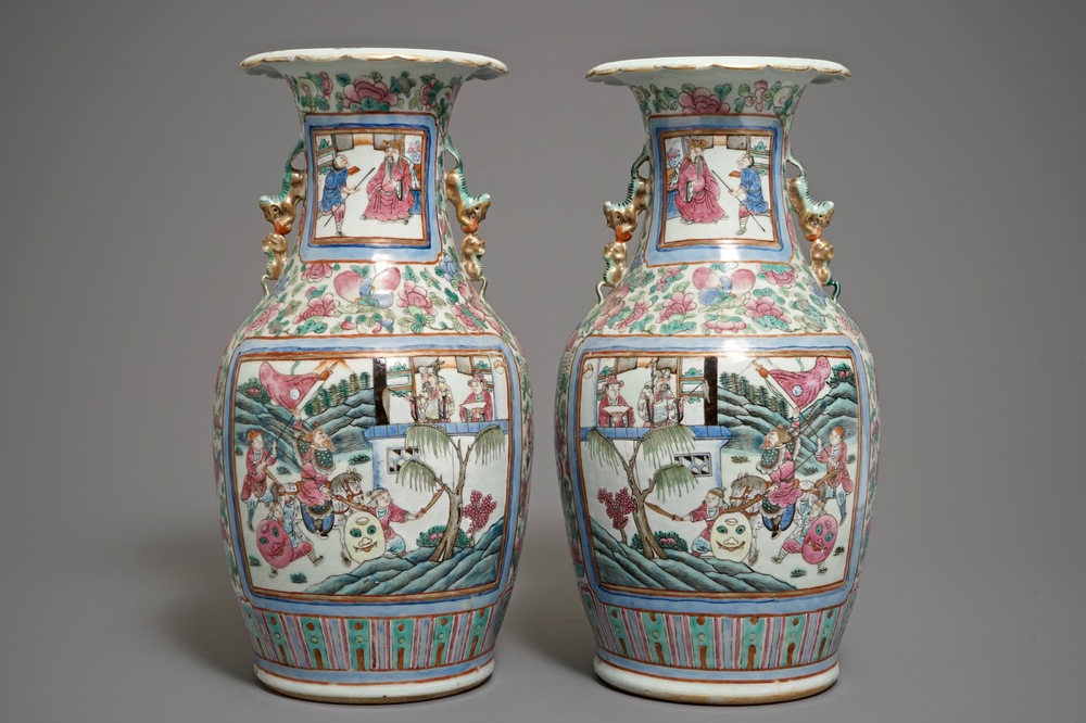 A pair of Chinese famille rose vases with warriors on horseback, 19th C.