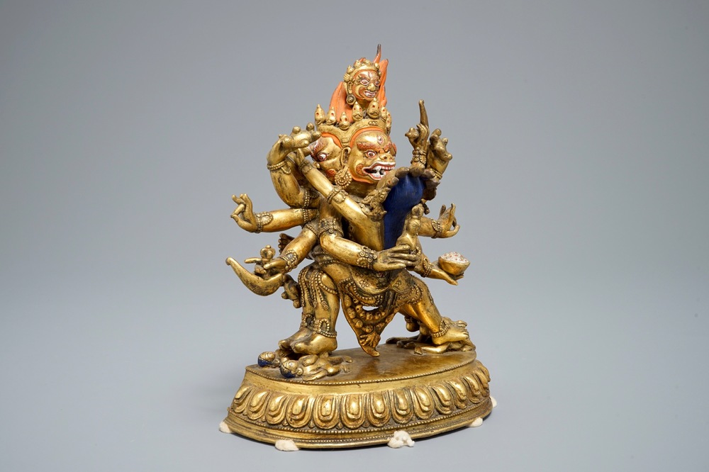 Une figure de Mahakala avec Yab-Yum en bronze dor&eacute;, Sino-Tibet, 19/20&egrave;me