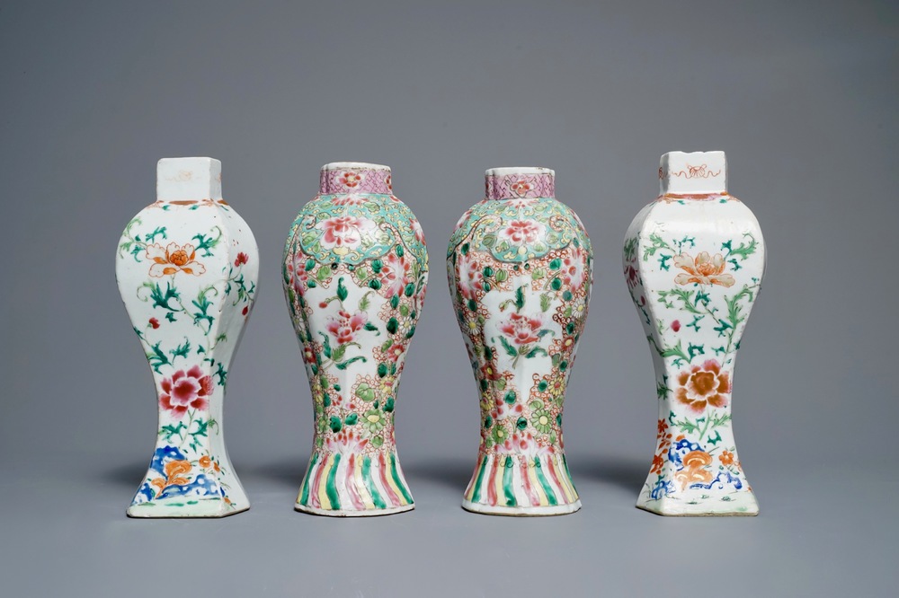 Deux paires de vases en porcelaine de Chine famille rose, Qianlong