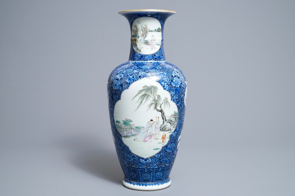 A Chinese famille rose vase, Qianlong mark, Republic, 20th C.