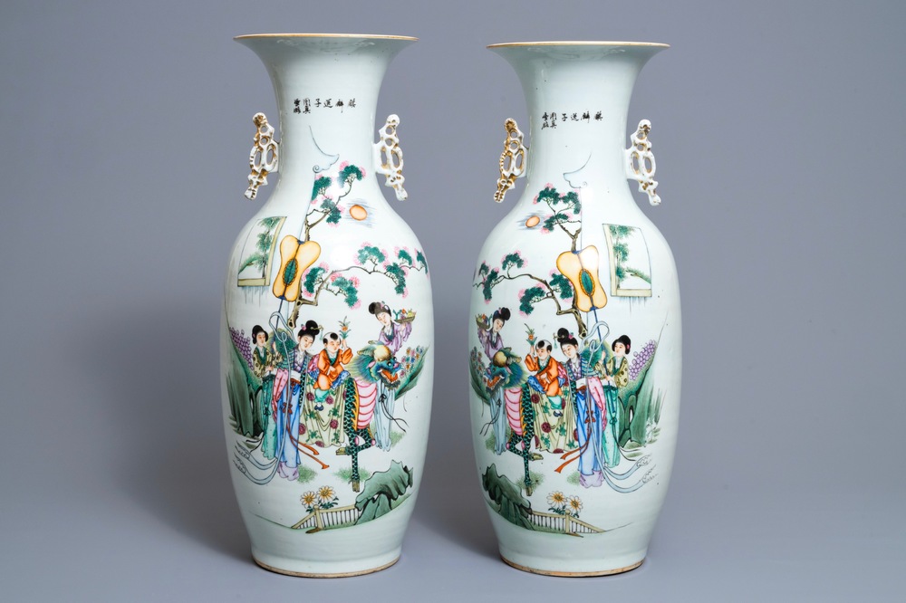 A pair of Chinese famille rose vases, 19/20th C.