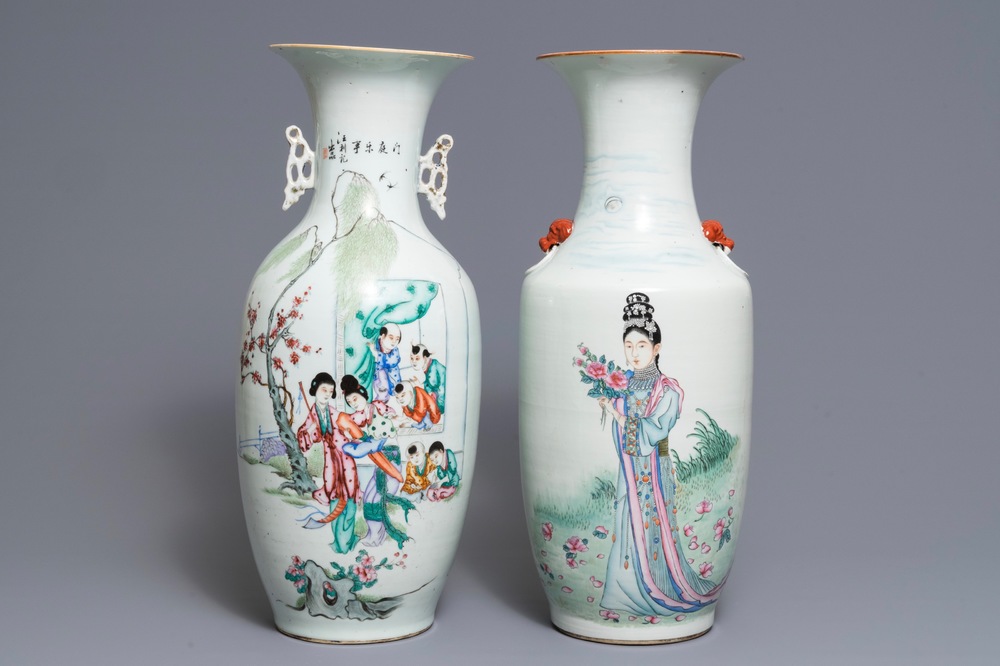 Deux vases en porcelaine de Chine famille rose, 19/20&egrave;me