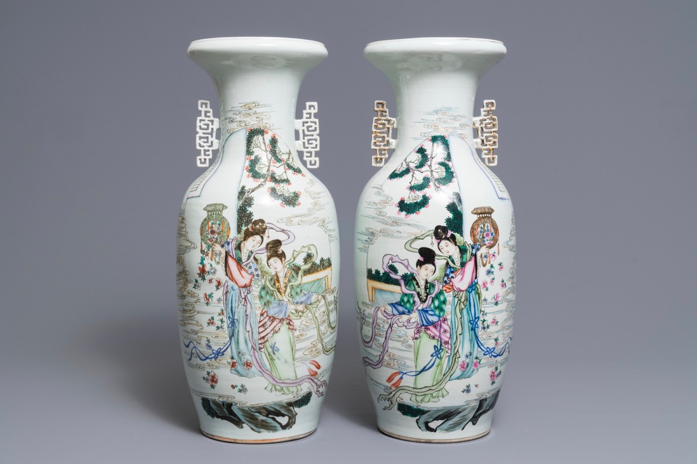 A pair of Chinese famille rose vases with ladies with a flower basket, 19/20th C.