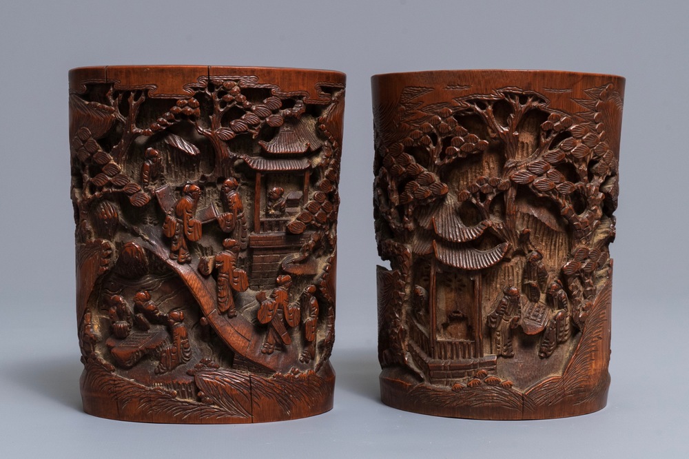 Deux pots &agrave; pinceaux en bambou sculpt&eacute;, Chine, 18/19&egrave;me