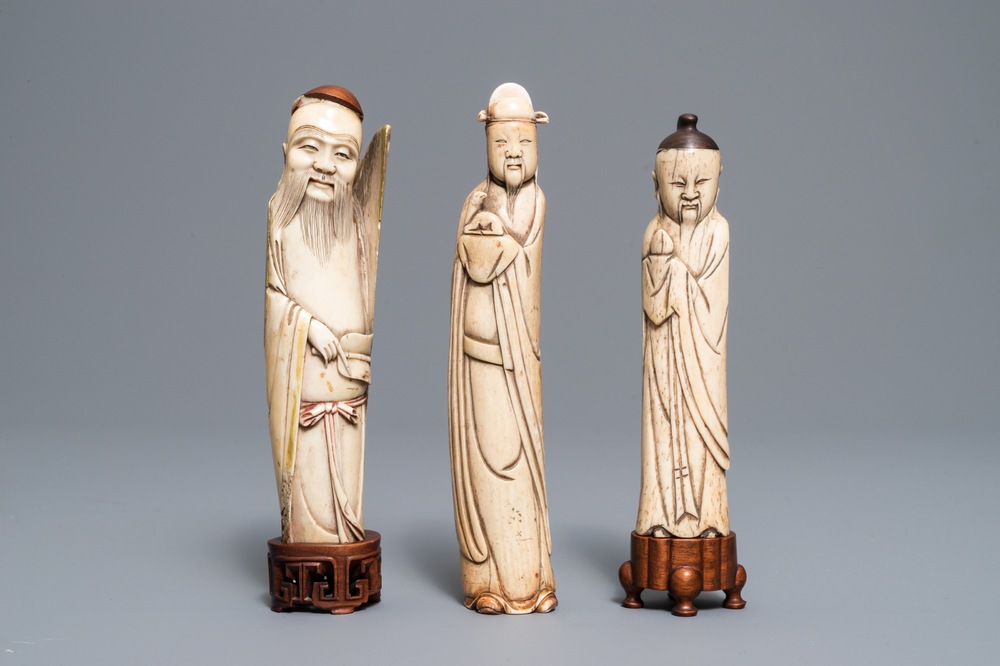 Drie Chinese ivoren en benen figuren van onsterfelijken, Ming