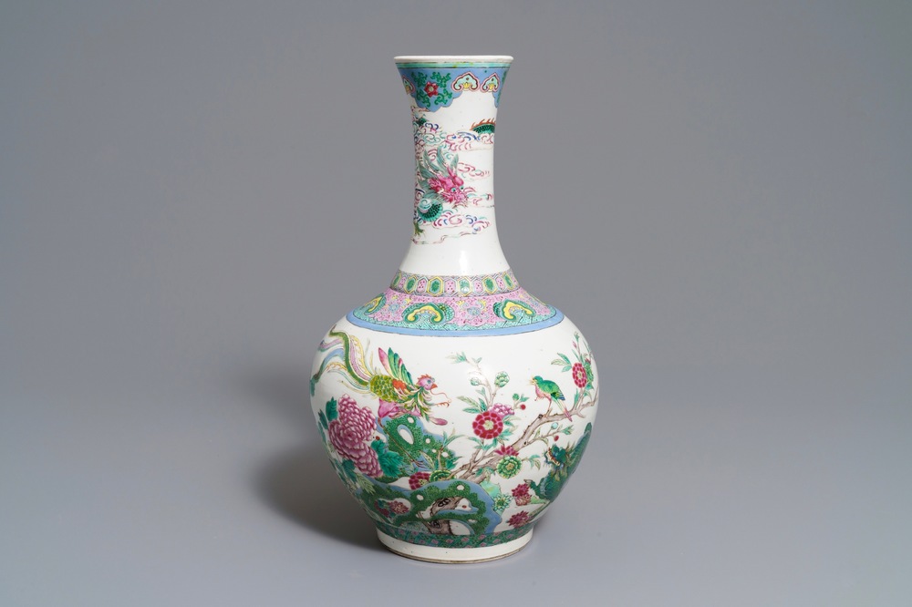 A Chinese famille rose tianqiu ping vase with birds and a dragon, 19th C.