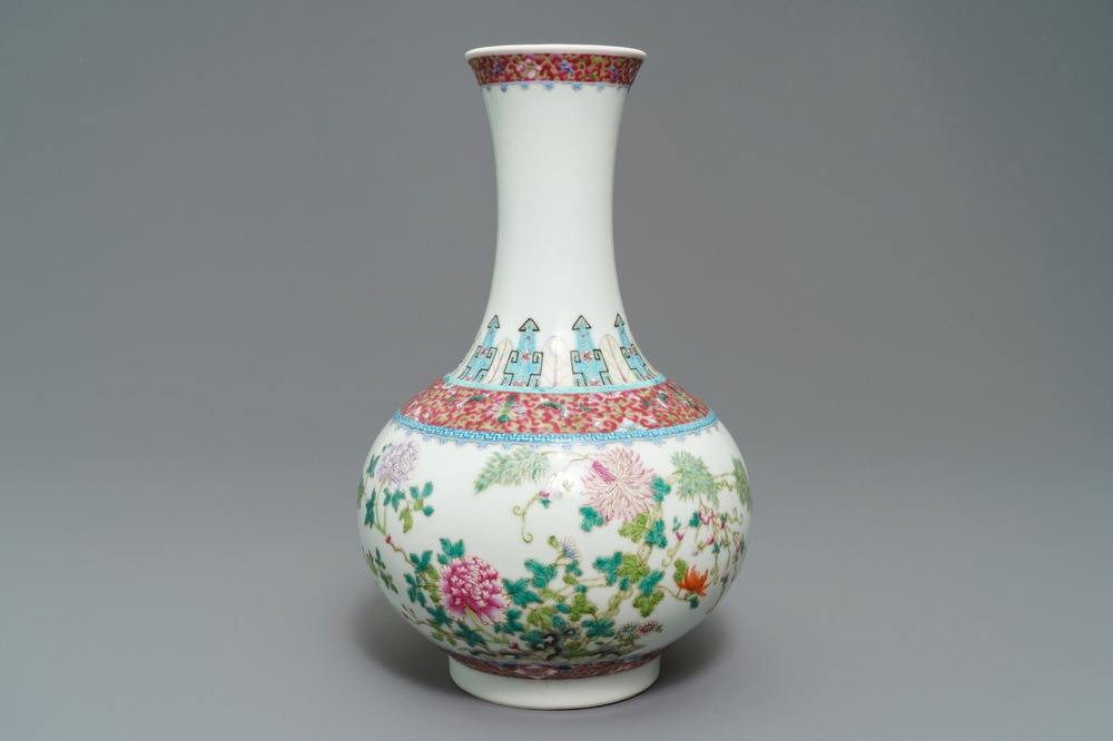 A Chinese famille rose tianqiu ping floral design vase, Hongxian mark, Republic, 20th C.