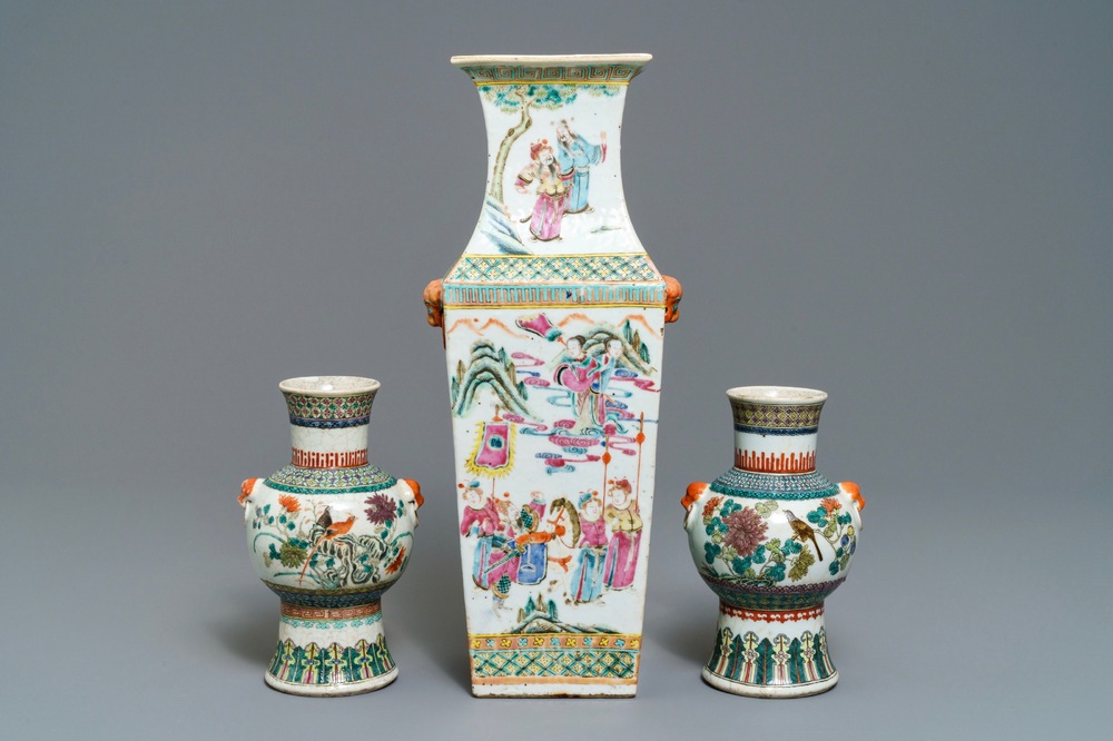 A Chinese famille rose square vase and a pair of famille verte hu vases, 19th C.