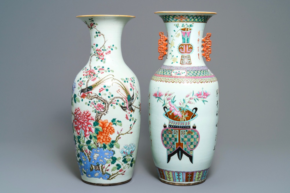 Deux vases en porcelaine de Chine famille rose, 19&egrave;me