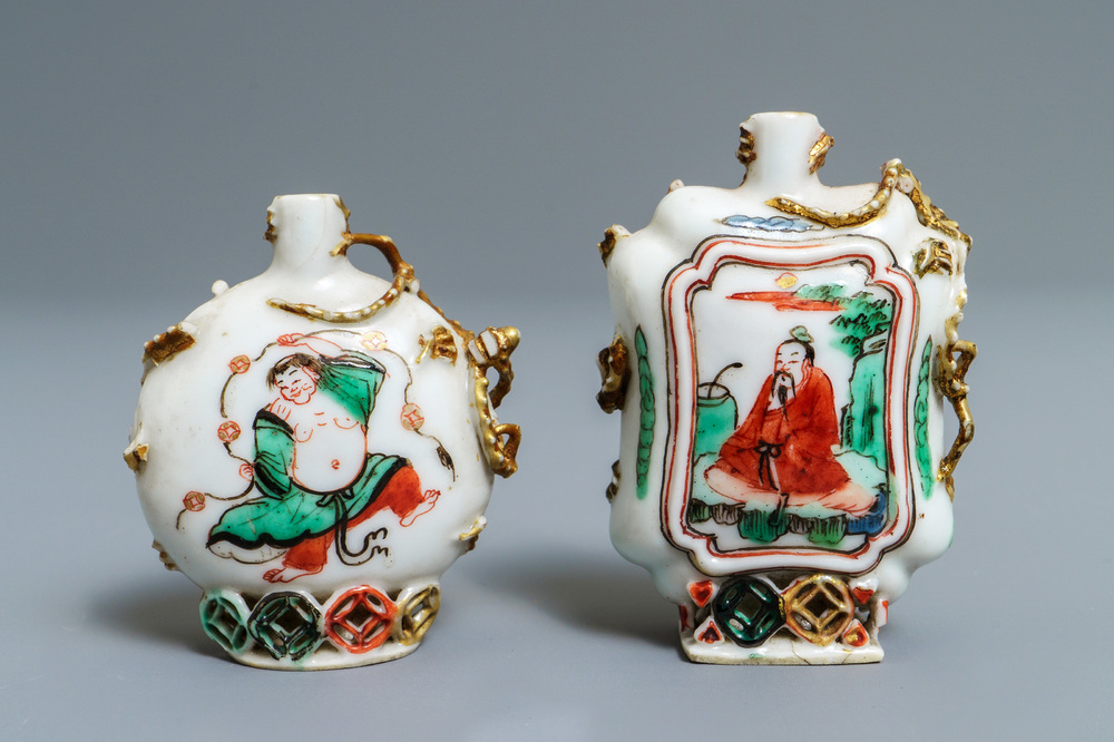 Two Chinese famille verte snuff bottles, Kangxi