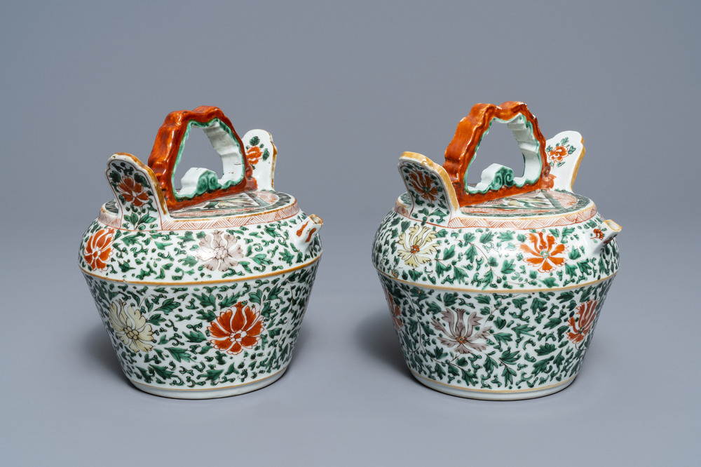 A pair of Chinese famille verte lime pots for the Vietnamese market, Kangxi