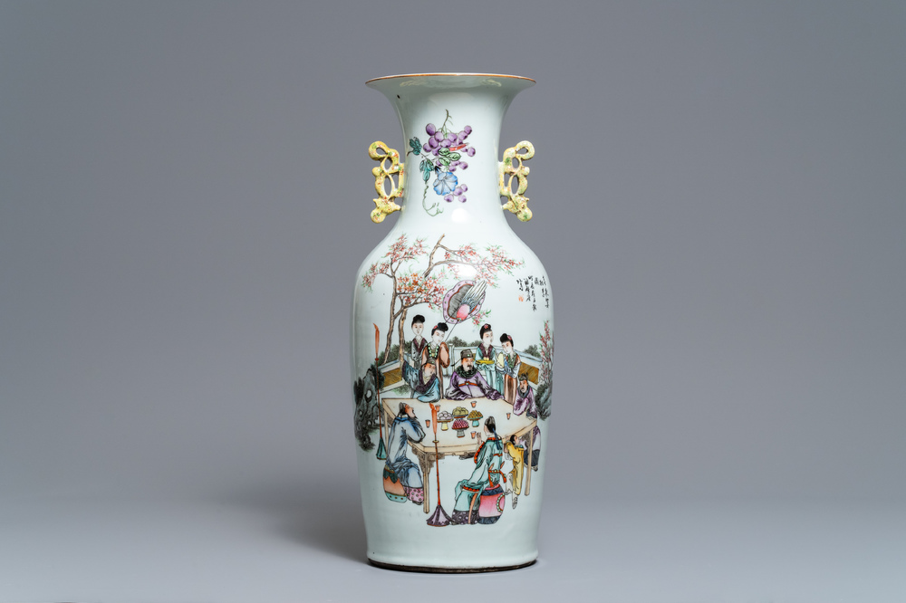 A Chinese famille rose two-sided design vase, 19/20th C.