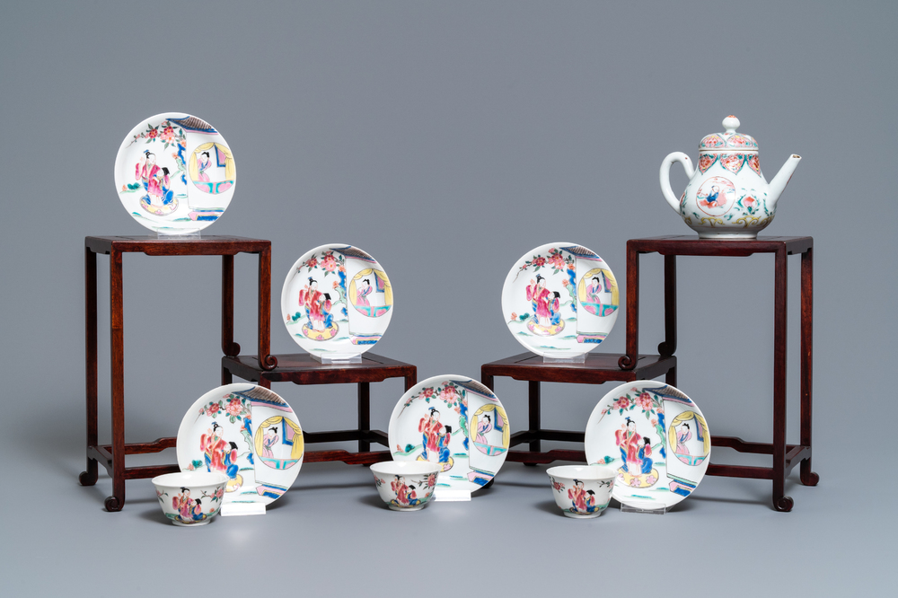 Une th&eacute;i&egrave;re, six soucoupes et trois tasses en porcelaine de Chine famille rose, Yongzheng/Qianlong